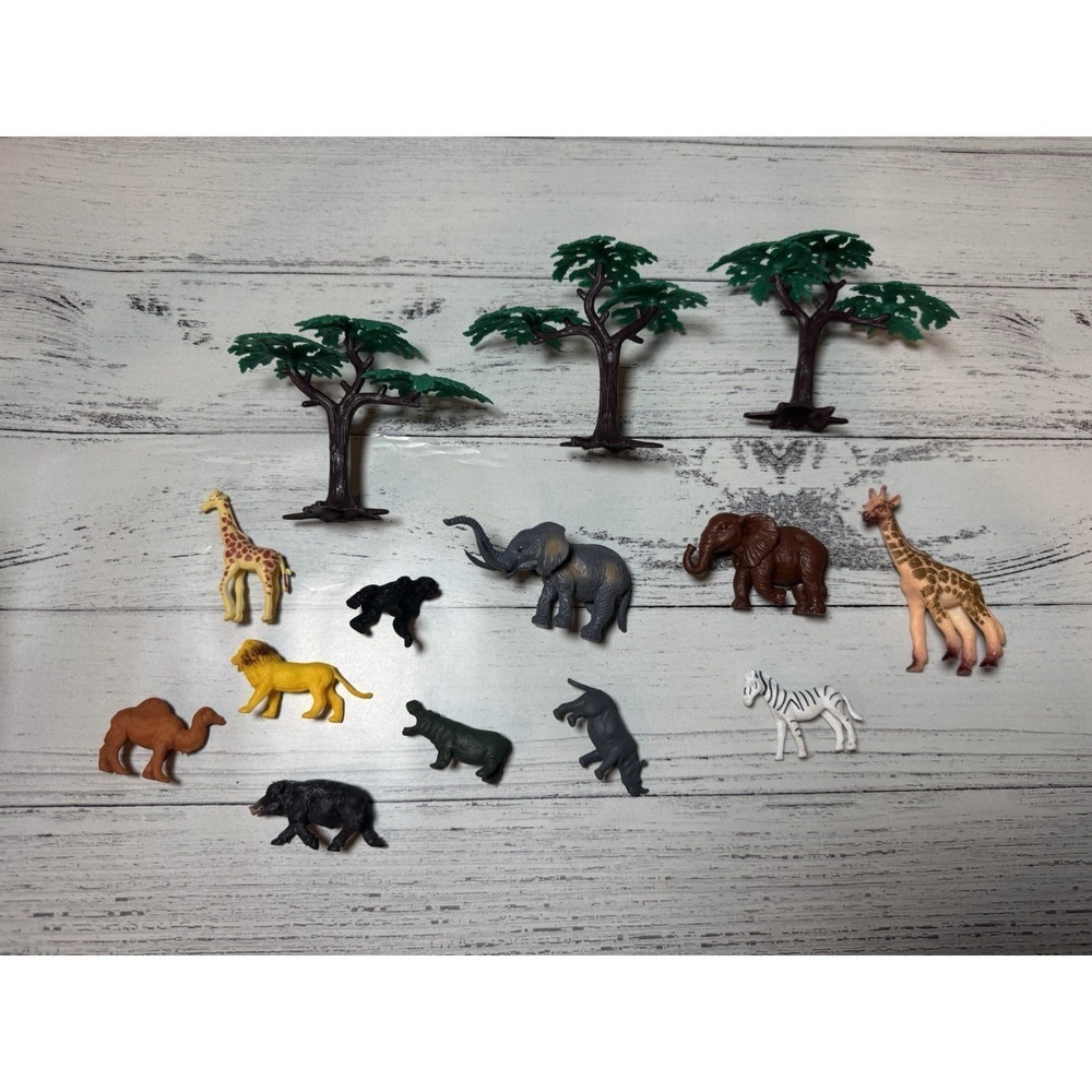 Lot Of 11 Animal Toy Figures Figurines Plastic Jungle & Trees